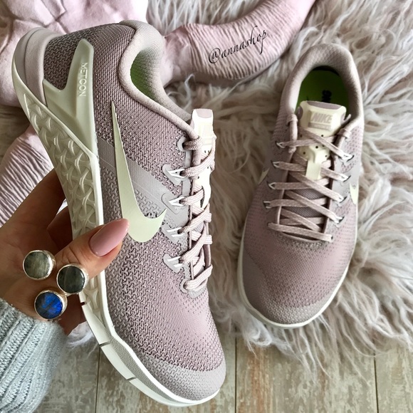 metcon 4 rosa